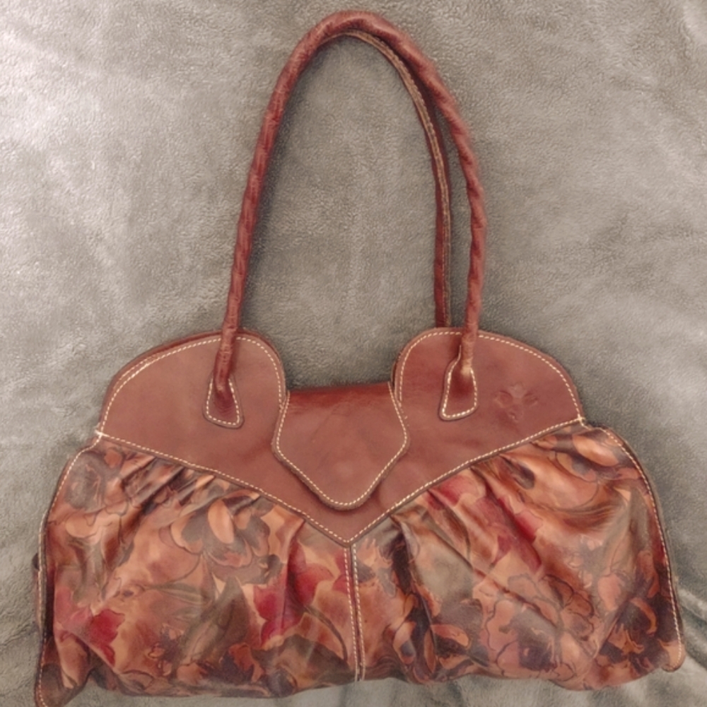 Patricia Nash Lione Satchel